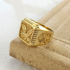 Anel Golden Bird